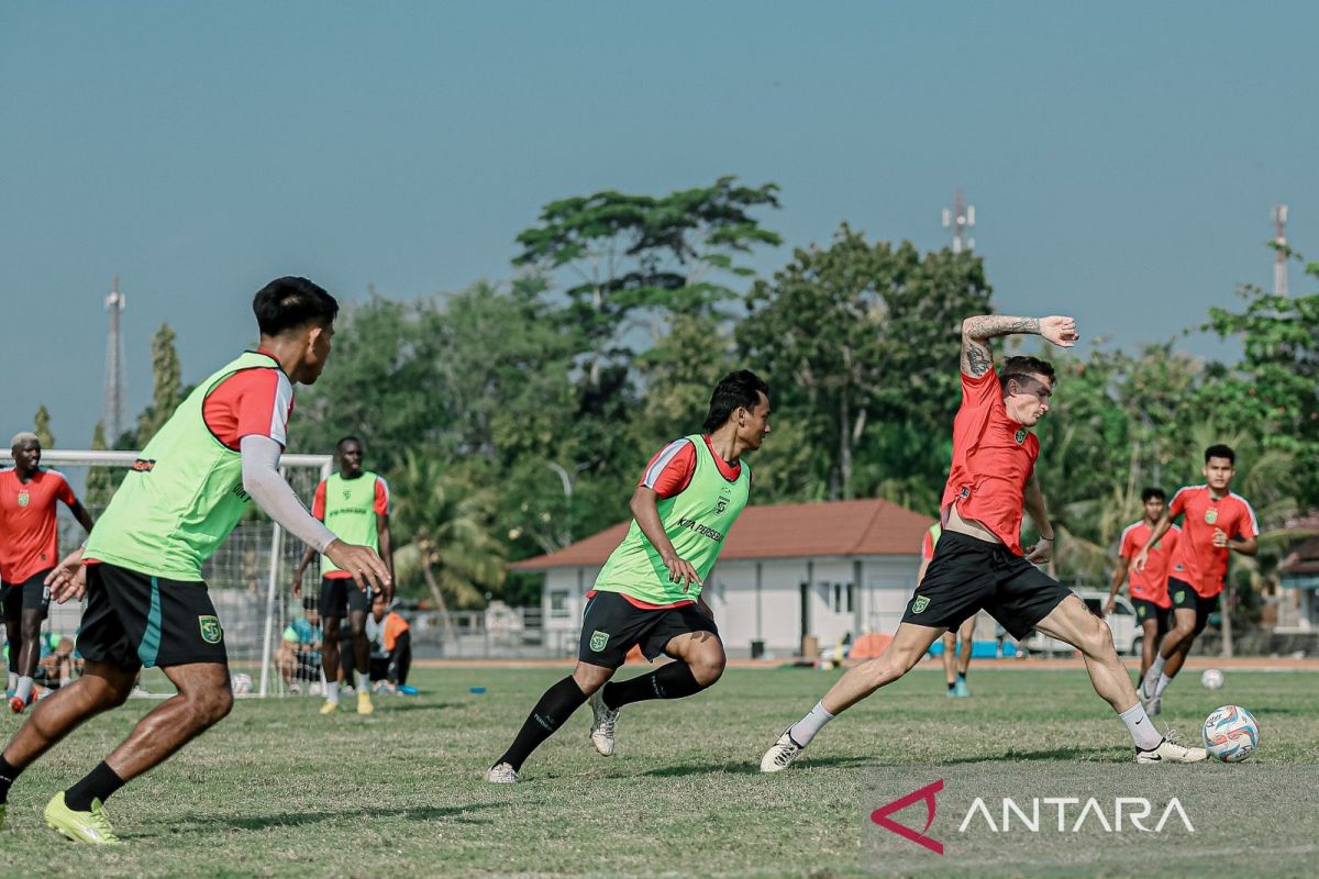 Munster targetkan Persebaya jalani 2 uji tanding selama TC di Yogya